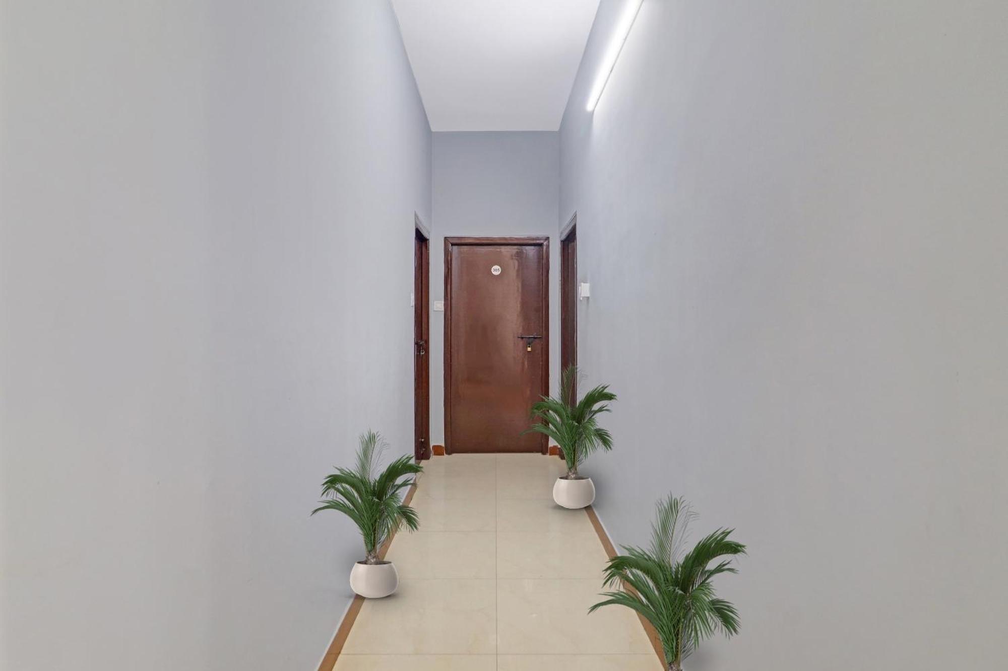 Hotel O Jagannath Near Shilparamam Kondapur  Bagian luar foto